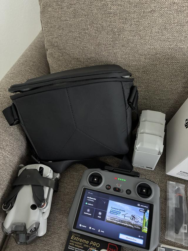 DJI Mini 4 Pro Combo Plus (DJI RC 2) 2