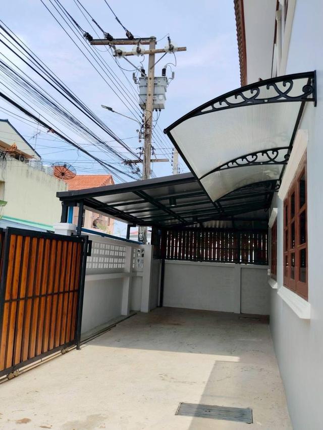 บ้านเช่าใกล้รถไฟฟ้า ให้เช่าบ้านหทัยราษฎร์ ซอย4 เนื้อที่ 51ตรว. 5นอน 3น้ำ 4ที่จอดรถ รับจดทะเบียนบริษัท 3