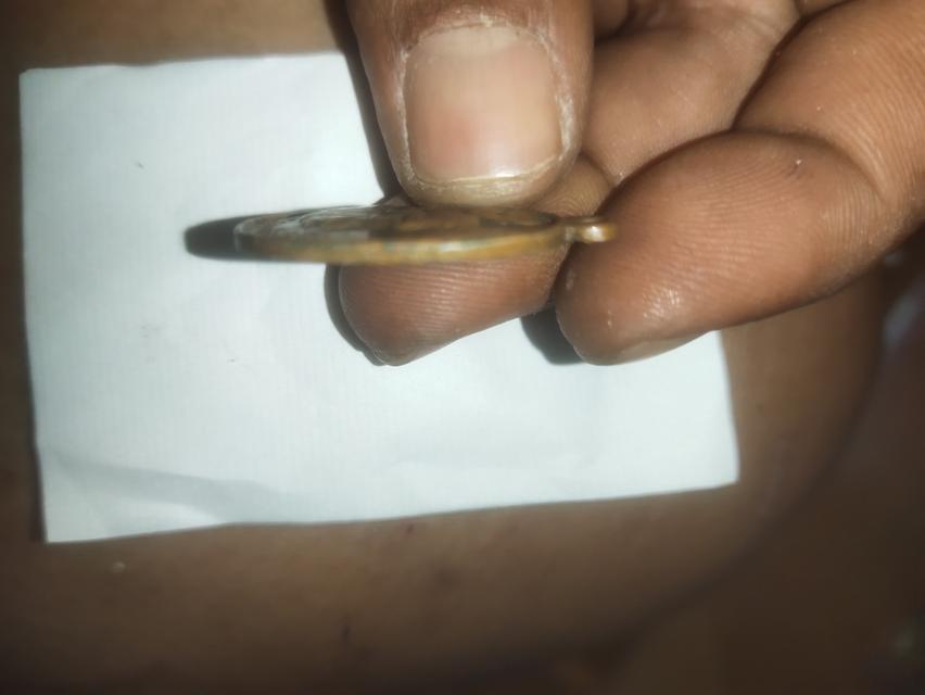 เหรียญหลวงพ่อคูณปี2536เสาร์5 คูณทวี เหลือกินเหลือใช้ 3