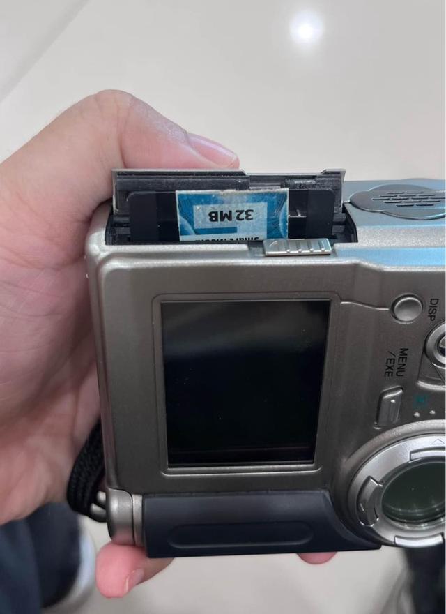 Leica Digilux 4.3 มือสอง หายาก 2