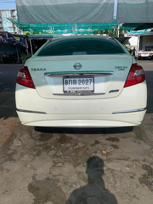 Nissan Teana สีขาว ปี 2011 3