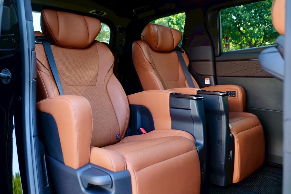 Toyota Vellfire 2.5 Z Hybrid Premier 2025 สีดำ ราคาพิเศษ รูปที่ 17