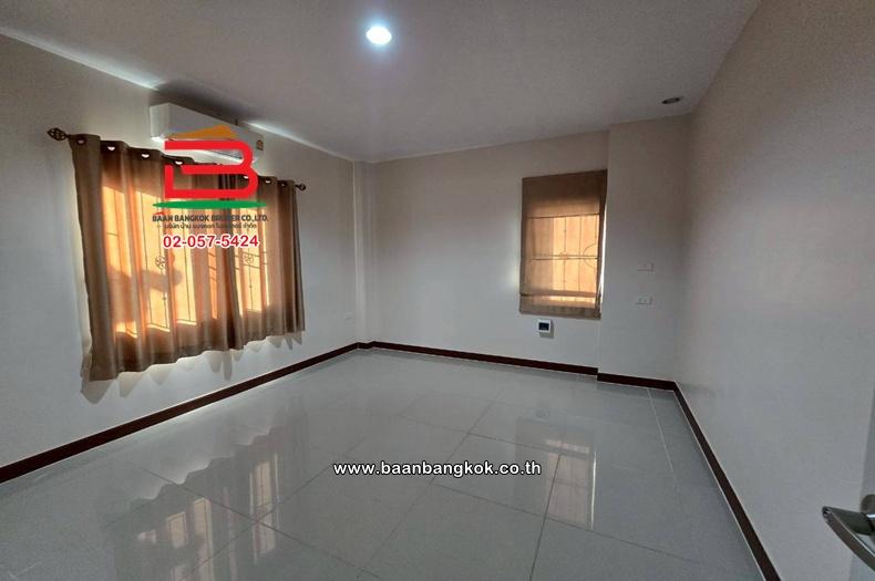 บ้านเดี่ยว เนื้อที่ 56 ตร.ว. หมู่บ้าน นนทวี วิลล์ 7 ถ.สกุลดี-กลางเมืองหนองจอก : Noantawee Ville 7 Sakuldee-Nongjok ถนนเชื่อมสัมพันธ์ แขวงหนองจอก เขตหน 19