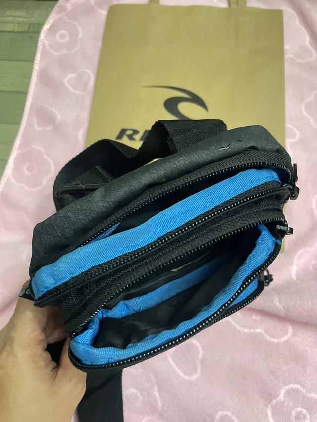 กระเป๋าสะพายข้าง RipCurl ของแท้ รูปที่ 2