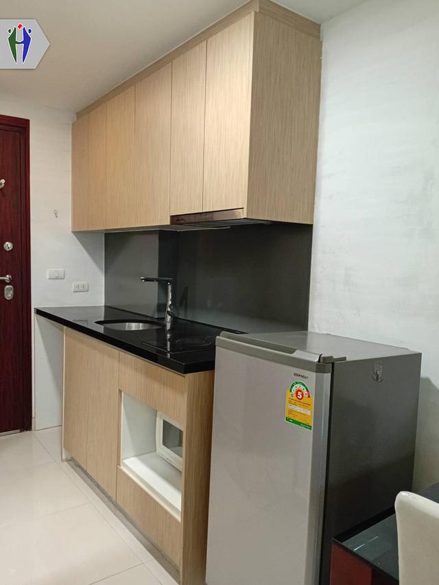 คอนโดลากูน่า3 มัลดีฟส์ ให้เช่า 7500 บาท •	ขนาด 23 ตารางเมตร สตูดิโอ, 1 ห้องน้ำ •	ทีวี, เครื่องปรับอากาศ, ตู้เย็น  •	ระเบียงวิวนอก •	ฟรีสระว่ายน้ำ, ฟิต 7