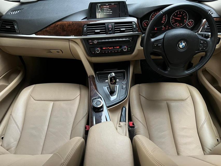 BMW SERIES 3 320I F30 ปี2014 วิ่ง140,000KMแท้ 6
