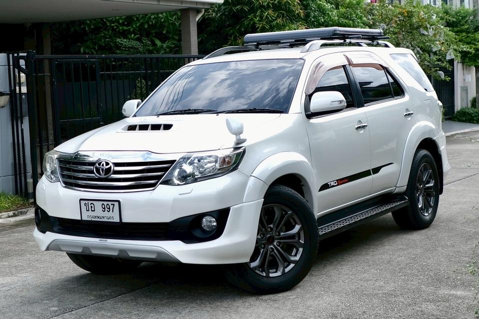 TOYOTA FORTUNER 