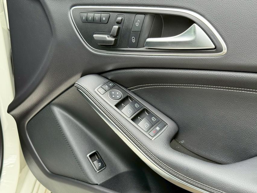 รหัสรถ PJP7168 2015 MERCEDES-BENZ CLA180  15