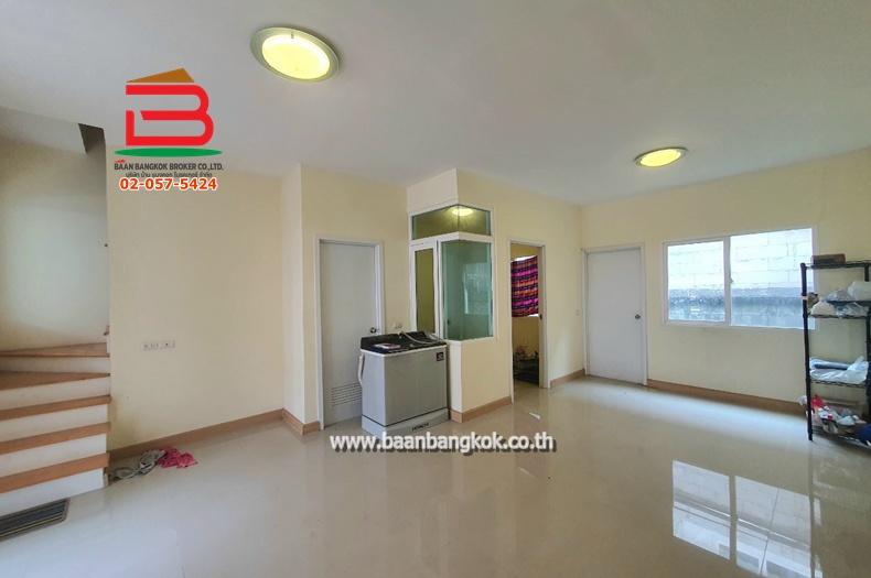 ทาวน์โฮม หมู่บ้าน กัสโต้ สุขสวัสดิ์ 26 (ซ.พุทธบูชา 39, ซ.สุขสวัสดิ์ 30) เนื้อที่ 21.20 ตรว. ถนนสุขสวัสดิ์ แขวงบางมด เขตทุ่งครุ 4