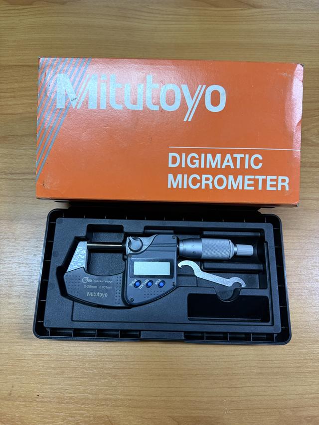 Mitutoyo Digimatic Micrometer รุ่น 293-240-30