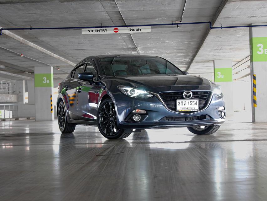 MAZDA 3 2.0 S ปี 2014 โฉม ปี14-19 4Dr สีเทา เครื่องยนต์เบนซิน AUTO ไมล์แท้เพียง 247,831 km. 2