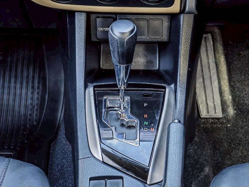 2018 TOYOTA ALTIS 1.6E CNG 8