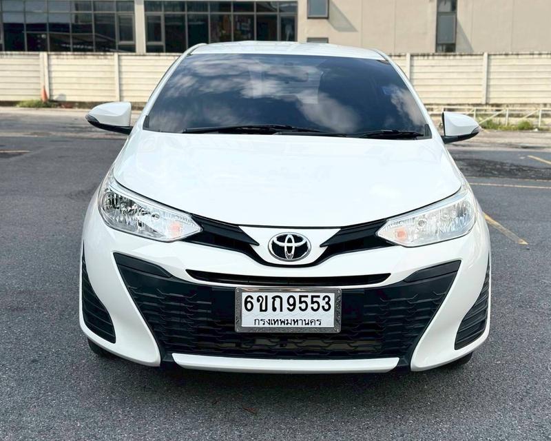 รหัสรถ QT9553 TOYOTA YARIS ECO 1.2 E Hatchback สีขาว ปี2019