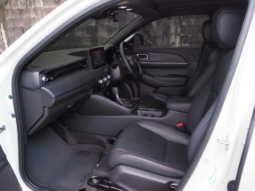 HONDA HRV 1.5 RS eHEV ปี 2023 13