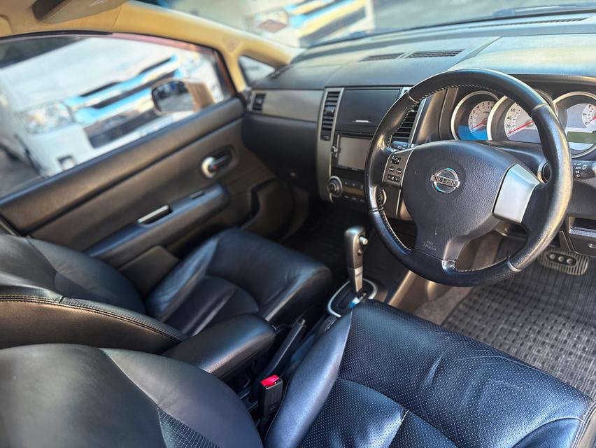 Nissan Tiida 1.8G ปี2011 รุ่นท็อป 17