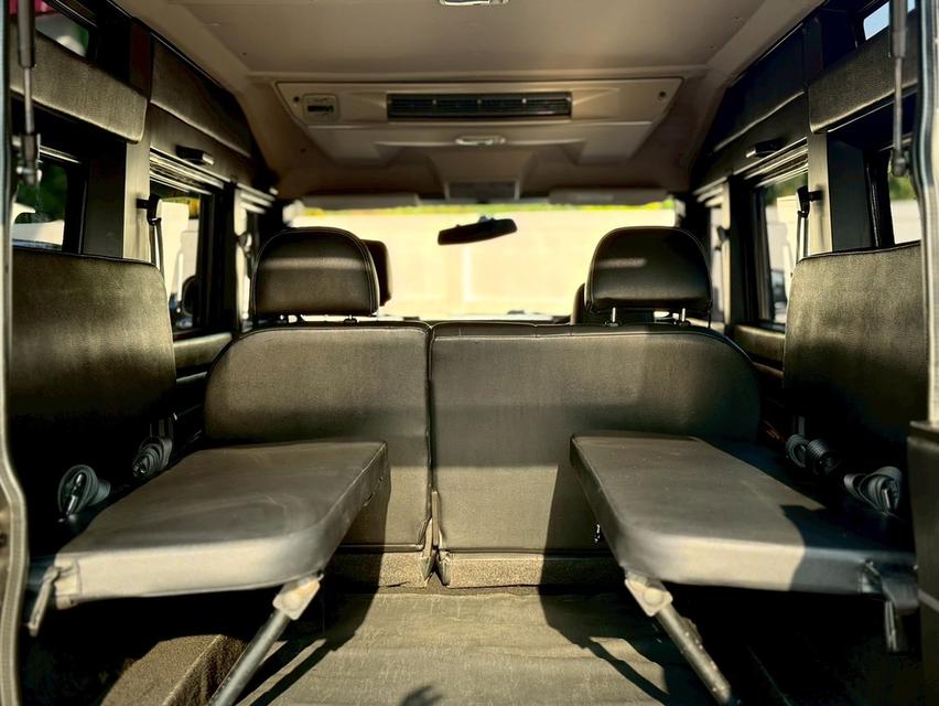 ปี 2015 THAI RUNG TRANSFORMER MAX, 2.5 D4D 2WD 11 ที่นั่ง เกียร์ออโต้ เครื่องยนต์ดีเซล 12