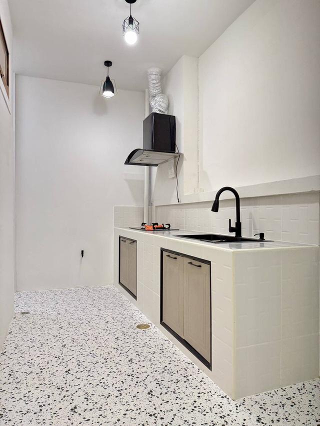 ทาวน์โฮมใกล้บางแสน📍 ตลาดประมงอ่างศิลา 3