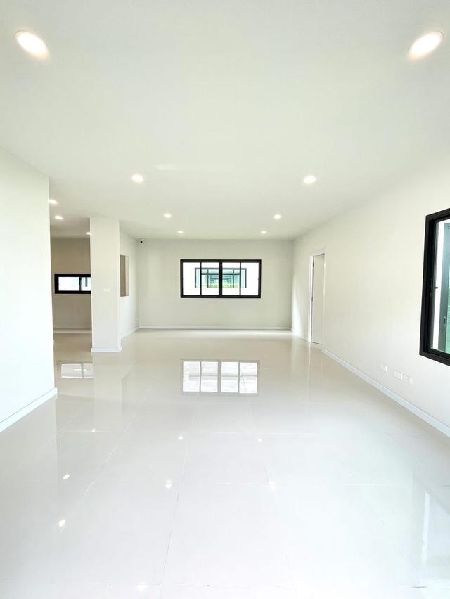 CAMBRIDGE 205 Sqm บ้านเดี่ยว 2 ชั้น 4 ห้องนอน 5 ห้องน้ำ 2 ที่จอดรถ 2