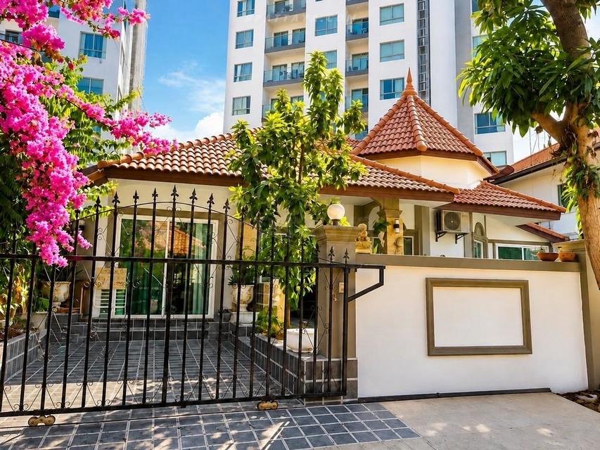 For Sale — Investment House in Thappraya Soi 15, PattayaHouse for sale in a prime location on Thappraya Soi 15, Pattaya. Suitable for personal living 3