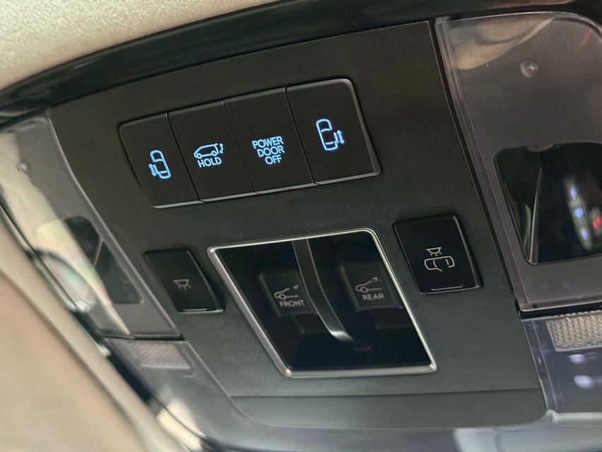 Hyundai Staria 2.2 Premium Sunroof ปี 2023 รุ่นท็อปสุด 13