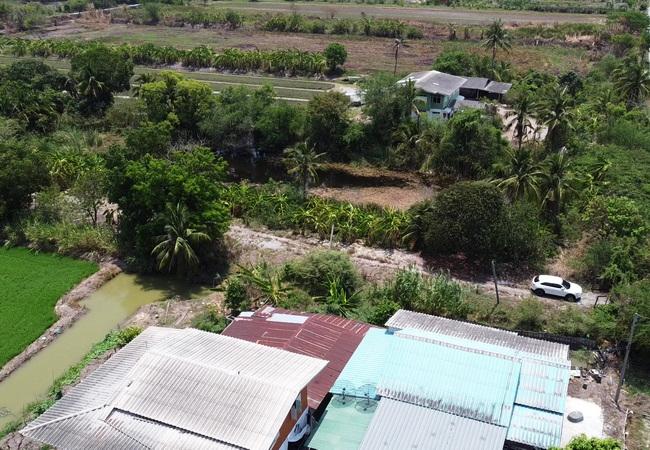 ขายที่ดิน ตำบลสิงหนาท อำเภอลาดบัวหลวง พระนครศรีอยุธยา เนื้อที่ 4-3-82 ไร่ 8