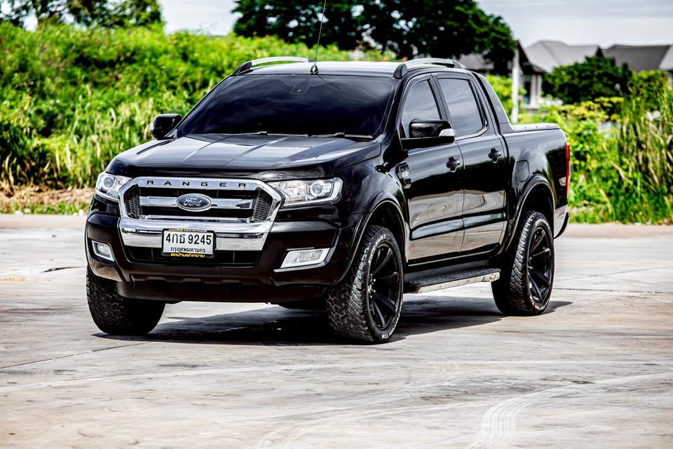 Ford Ranger 2.2 Wildtrak Hi-Lander Double Cab เกียร์ AT ปี 2015 สีดำ 