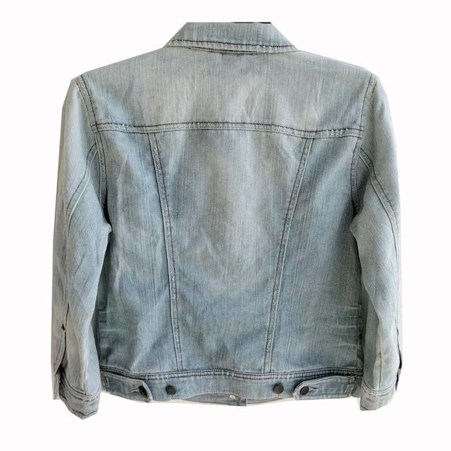 ครอปยีนส์ แจรสามส่วน ยีนส์ยืด หายากมาก ฟอกสวยสุด ๆ มีกระเป๋าอก+ข้าง ผ้านุ่มใส่สบาย พร้อมส่ง ไม่ต้องรอ 2