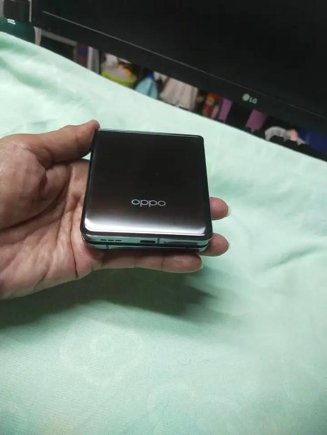 ขาย OPPO Find N3 Flip 2