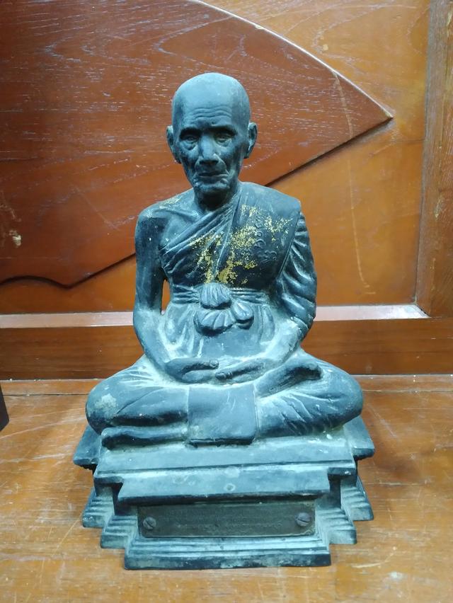 หลวงพ่อมุ่ยวัดดอนไร่หน้าตัก5นิ้วออกวัดหนองบัวทองสุพรรณบุรีปี26