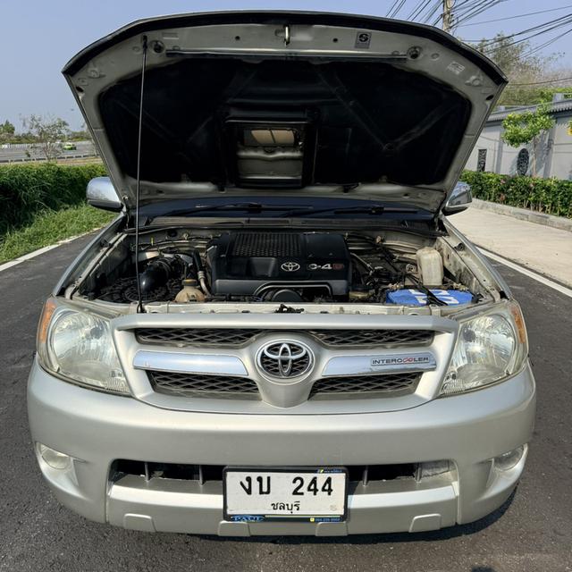TOYOTA VIGO 4ประตู 2.5E 2005 ✅ไม่มีชน ไม่มีน้ำท่วม ไม่แก็ส ✅เครื่องดีเซล เกียร์ช่วงล่างเยี่ยม ✅จอแอนดรอย หลังคาแครี่บอย ✅รถสะอาดพร้อมใช้ เล่มสวยพร้อมโ รูปที่ 12