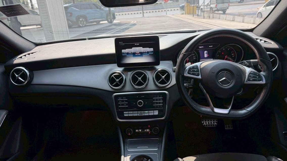 รหัสรถ KPV7036 2020 BENZ GLA 250 AMG Dynamic รูปที่ 4
