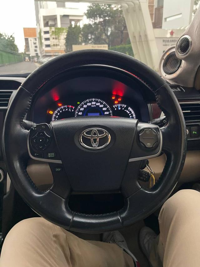 Toyota Camry 2.5 G ปี 2012 มือสอง 16