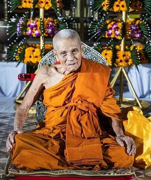 พระเครื่องหลวงปู่อิ่ม รูปที่ 3