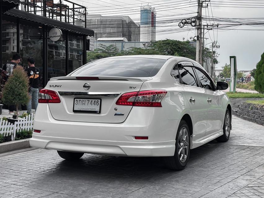   Nissan SYLPHY 1.6 sv 2