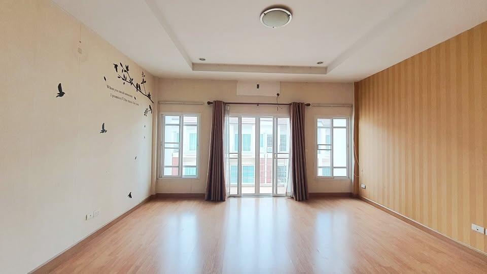 ทาวน์โฮมส์ ธนาภิรมย์ ศรีนครินทร์ 15