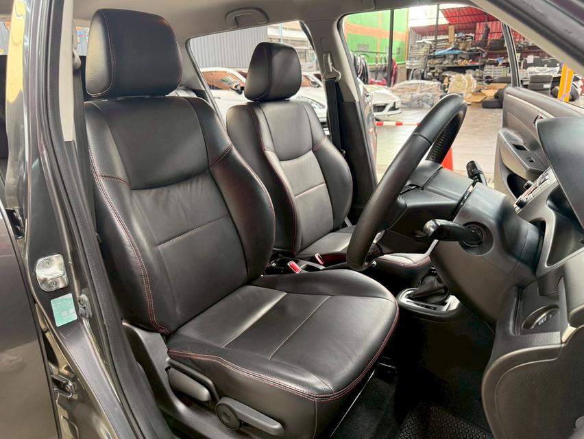 ตัวท็อปสุดในรุ่น สภาพกริ๊บๆ ใช้งานน้อย 73,000กม. SUZUKI SWIFT 1.2 GLX ปี2013 14