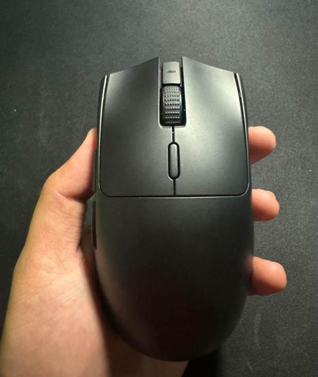 RAZER VIPER V3 เมาส์ไร้สาย