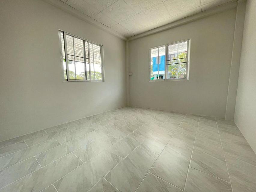 🏡 บ้านเดี่ยวสองชั้น รีโนเวทใหม่ ทำเลสันกำแพง 📍 หมู่บ้านเงียบสงบ ใกล้ย่านเศรษฐกิจ 10