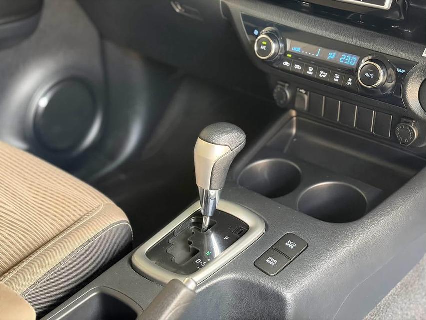 TOYOTA HILUX REVO, 2.4 E ปี 2016 โฉม PRERUNNER SMART CAB รูปที่ 12