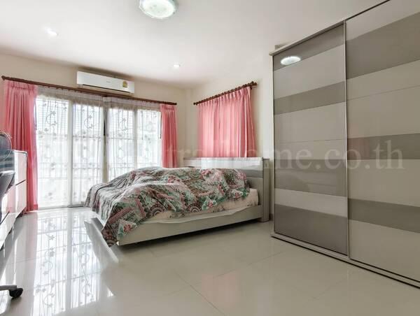 บ้านเดี่ยว หมู่บ้าน อิ่มอัมพร 2 ซอย ราชพฤกษ์ 9 พร้อมเฟอร์นิเจอร์ ราคาถูก  10
