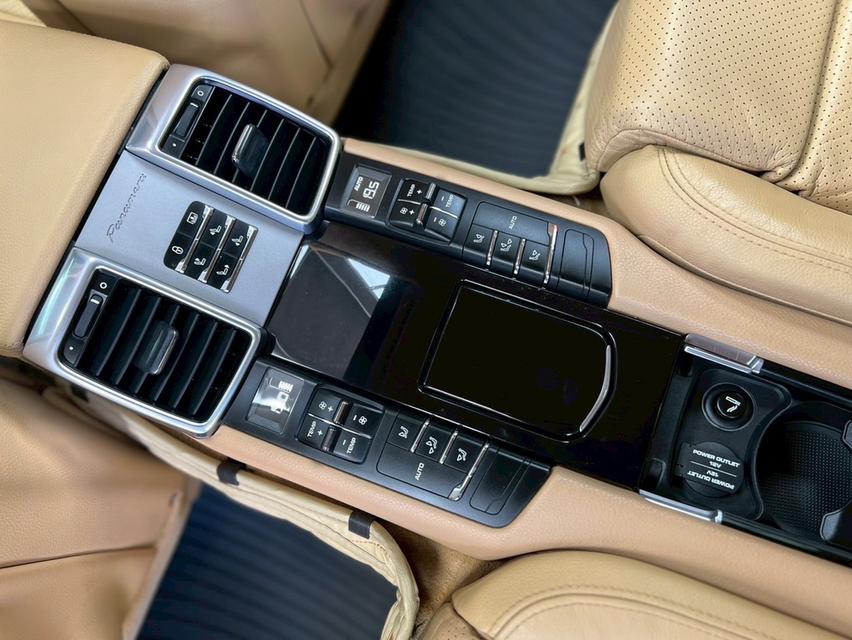 Porsche Panamera 3.0Hybrid ปี13 รูปที่ 10