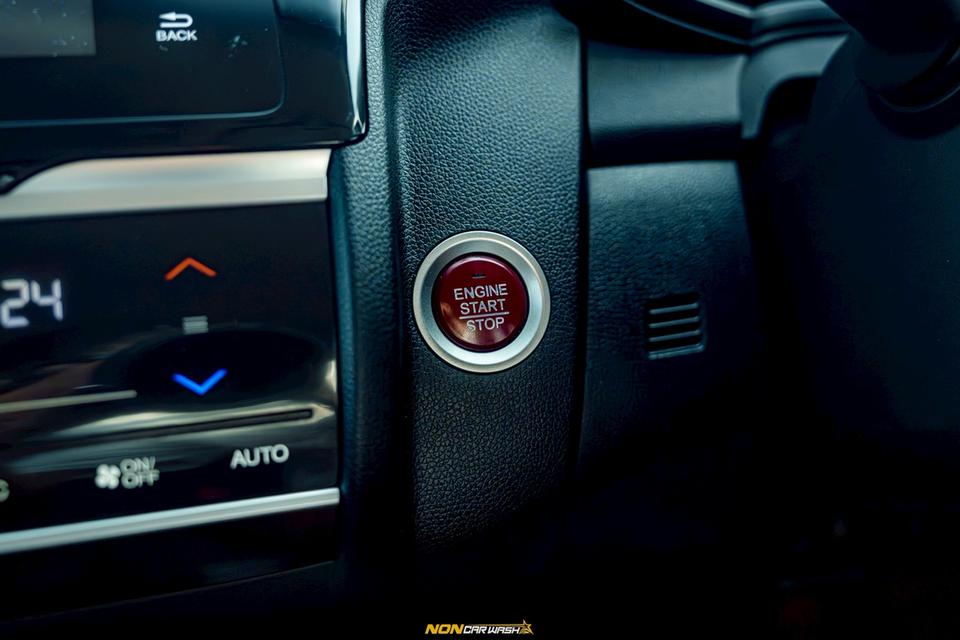 รถยนต์ Honda jazz gk 2014 12