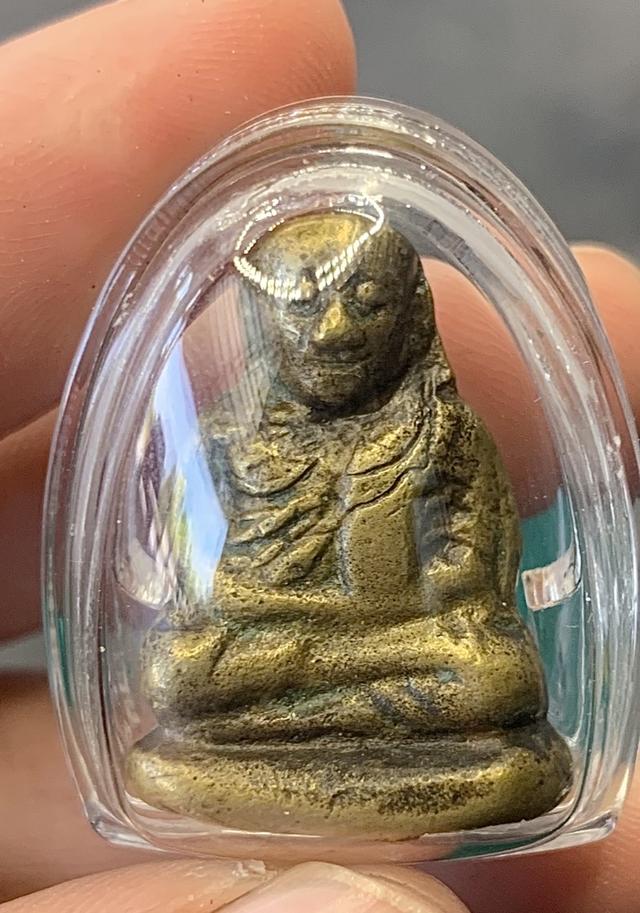 รูปหล่อหลวงพ่อเงิน พร้อมกรอบเนื้อทองเหลือง