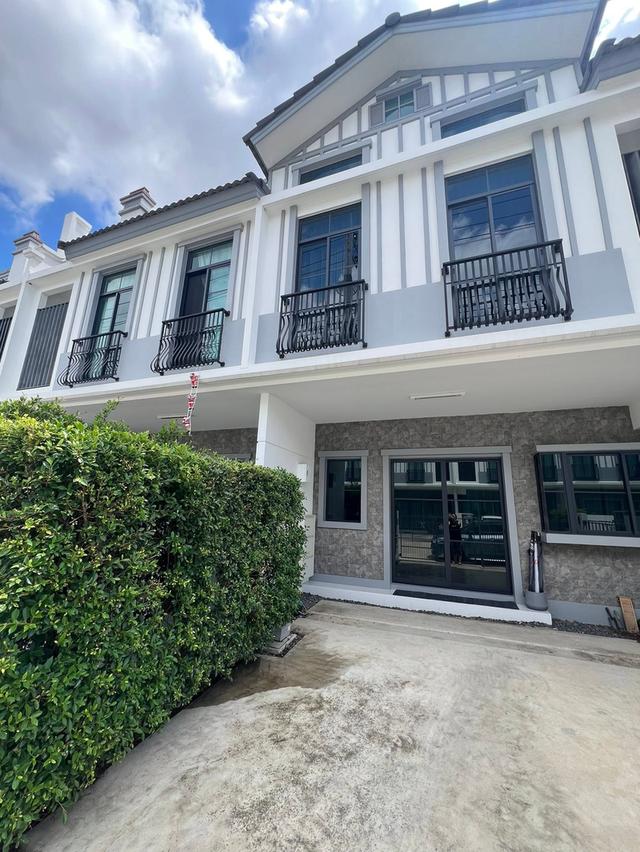 ปล่อยเช่า 3นอน3น้ำ ทาวน์โฮม 2 ชั้น Villaggio 3 ศรีนครินทร์-บางนา 1