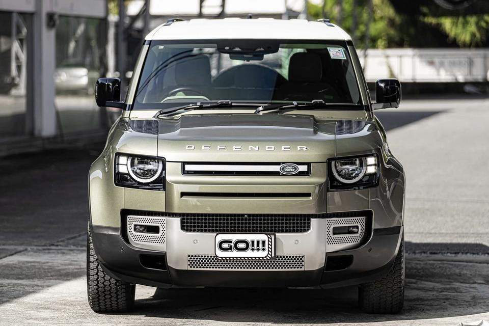 Land Rover Defender 110 2.0 D240 S Diesel