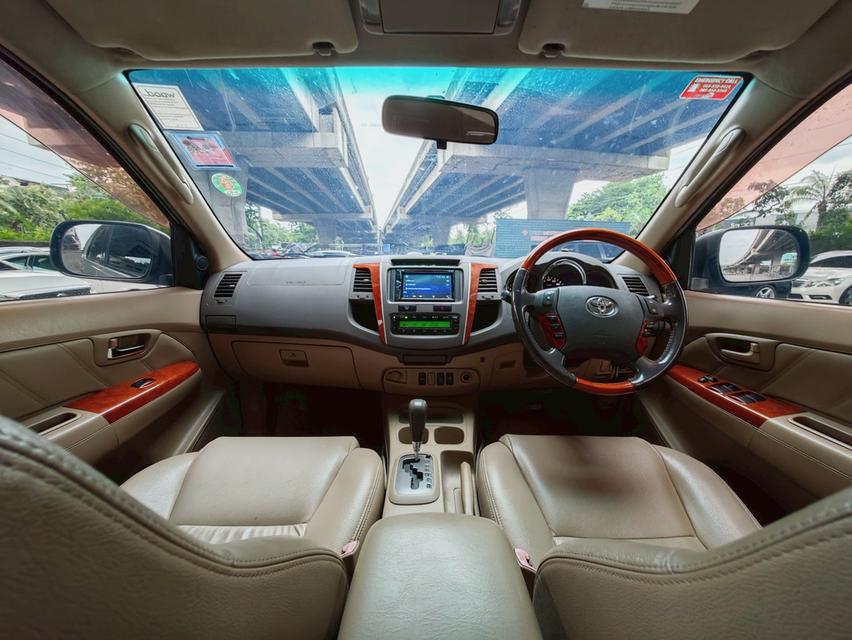 Toyota Fortuner 3.0 V Auto ปี 2009
