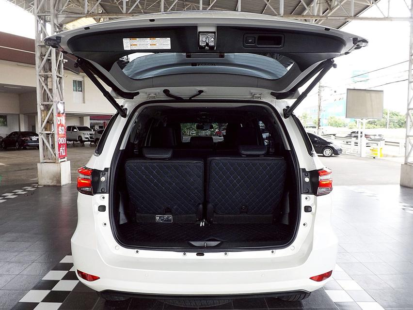 รหัสรถ KCY8558 TOYOTA FORTUNER 2.4V AUTO 4WD ปี 2021 17