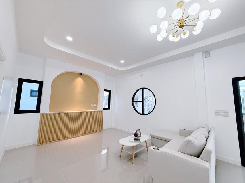 🏡 ขายบ้านใหม่แกะกล่อง! 3 นอน 2 น้ำ ใกล้กาดฝรั่ง เดินทางเข้าเมืองสะดวก เพียง 2.xx ล้าน 🔑 7