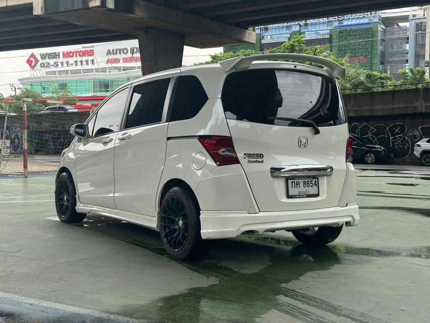 ขายรถ Honda Freed 1.5E ปี 2013 สีขาว เกียร์ออโต้ 6