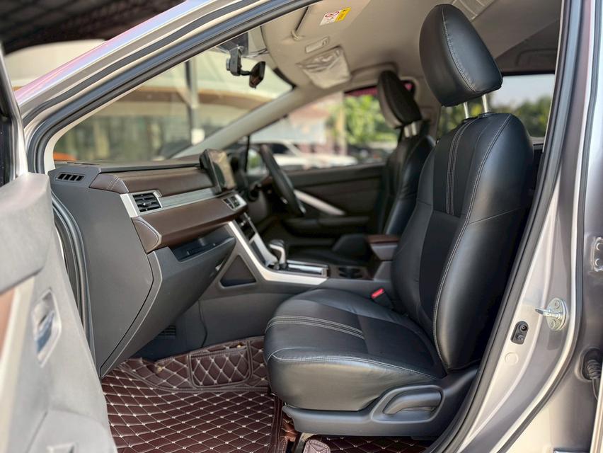 ปี 2022 MITSUBISHI XPANDER 1.5 GTเครื่องเบนซิน สีเทา เกียร์ออโต้ 12